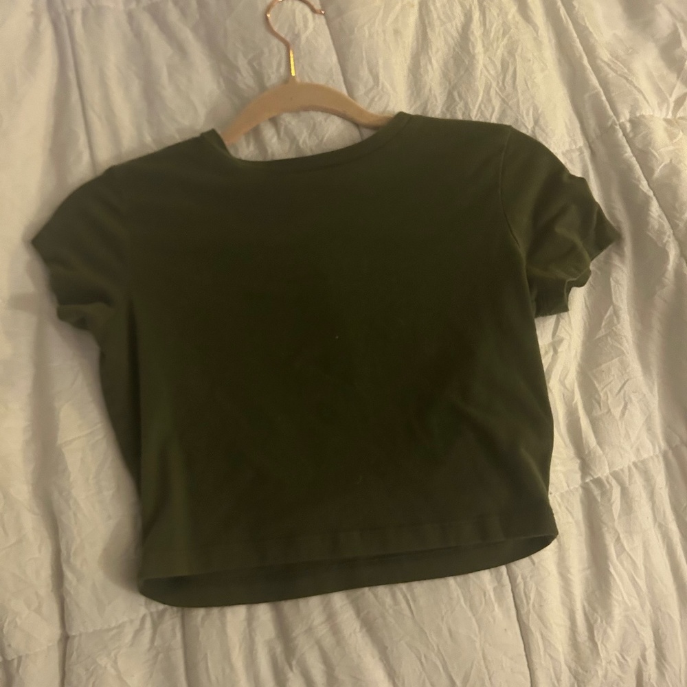 Dark green crop
